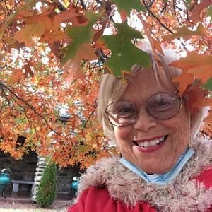 Meet your Posher, Rose